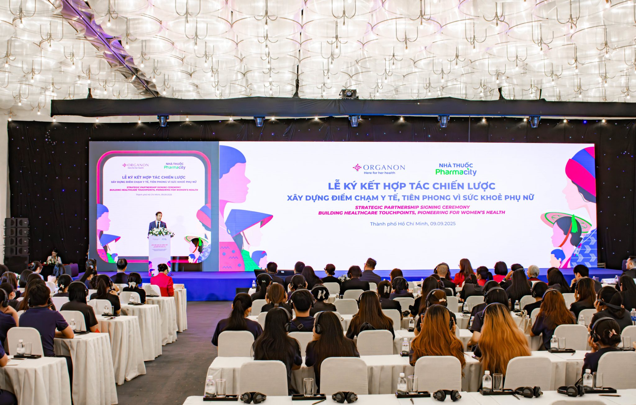 Lễ ký kết hợp tác giữa Organon và Pharmacity